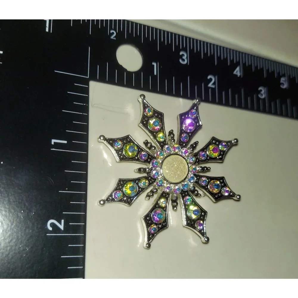 Vintage 8 Pointed Star Brooch Pin Aurora Borealis Rhinestones + Free Gift Bag - Picture 6 of 7